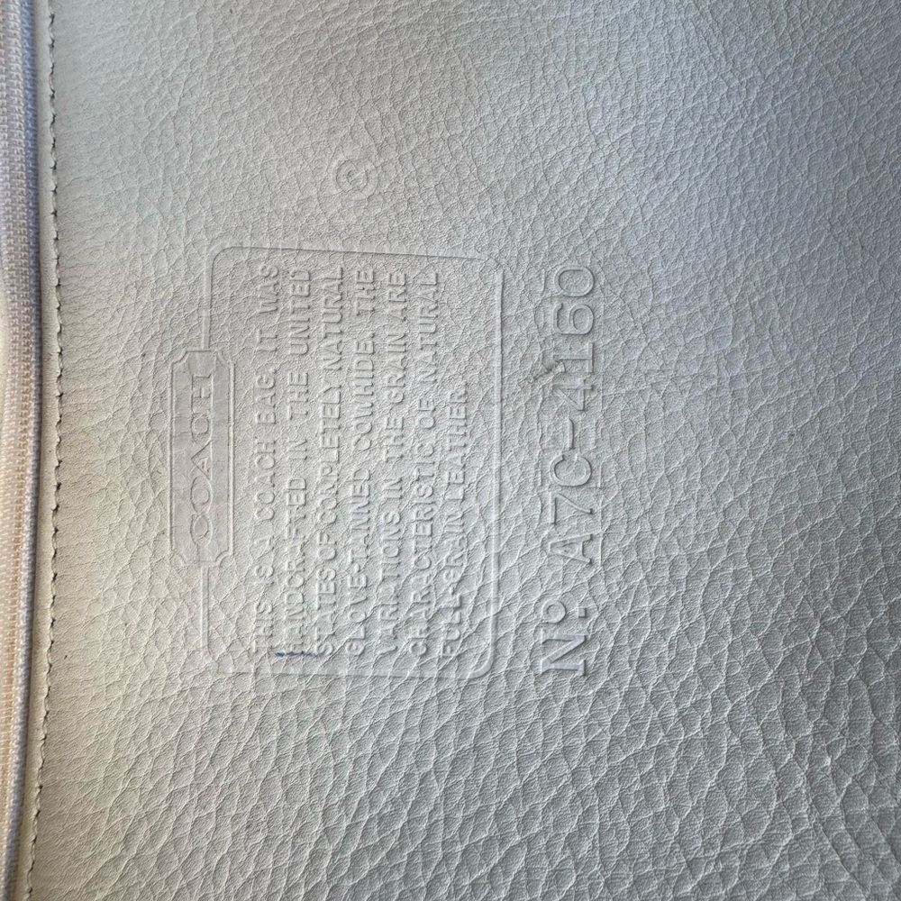 Coach 4160 White Soho Sling Bag Backpack Made in USA Vintage 1997 rare! USA - Picture 15 of 16